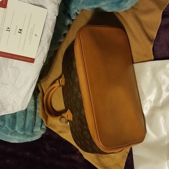 Louis Vuitton Monogram Alma PM - Picture 3 of 14